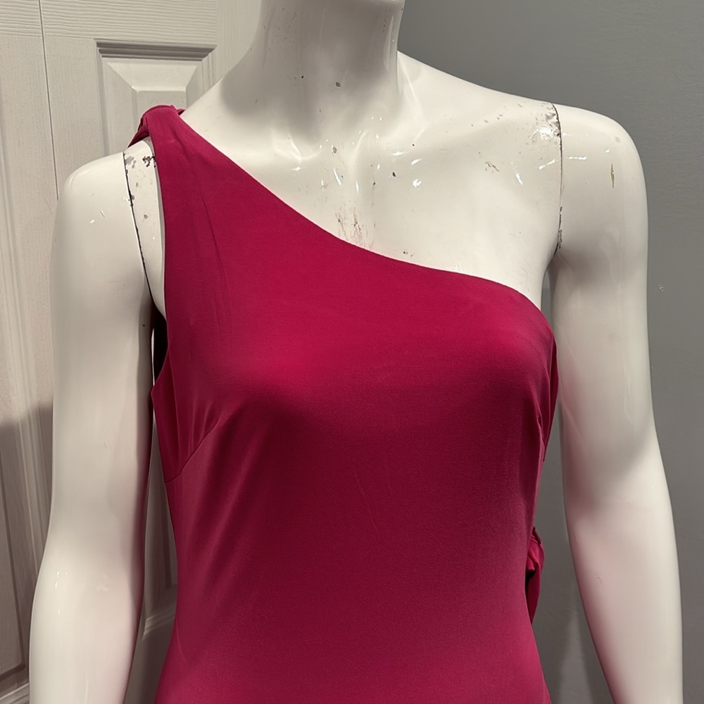 NWOT Ieena for Mac Duggal drape back gown